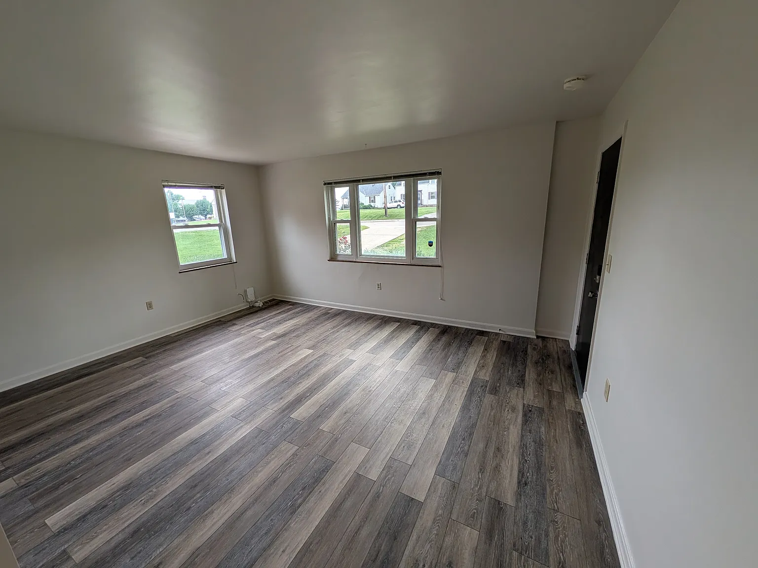 1 bed, 780 sqft, $900 — Photo 2