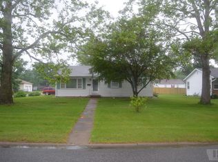 2703 Kenwood St, Ottumwa, IA 52501