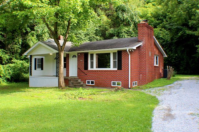 1st image of 538 Browning Ave