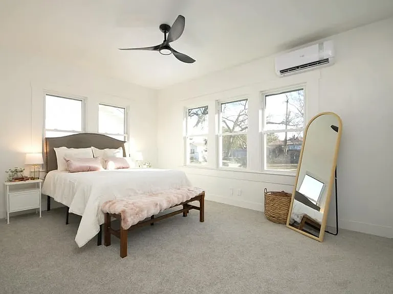 1214 E Drexel Ave — Photo 3