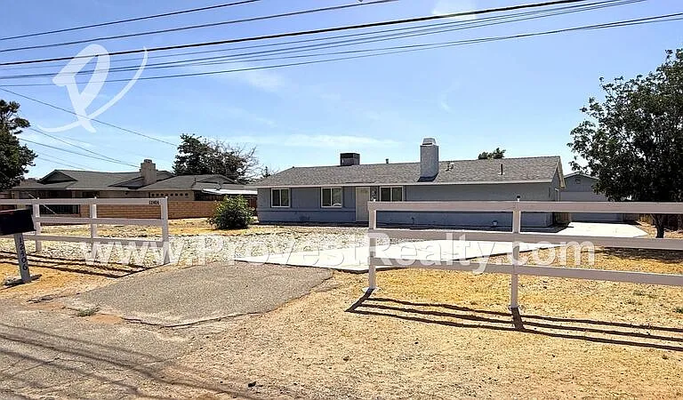 12406 Pawnee Rd — Photo 2