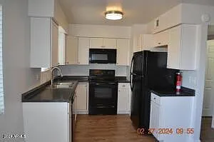483 E 10th Ave #C — Photo 4