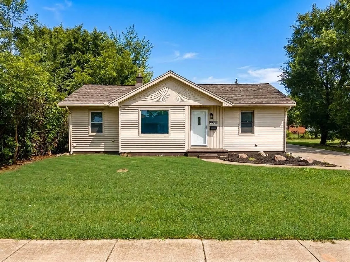 2 bed, 2.0 bath, 900 sqft, $1,500 — Photo 1