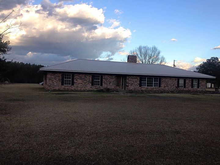 1st image of 3517 China Grove Dr SE