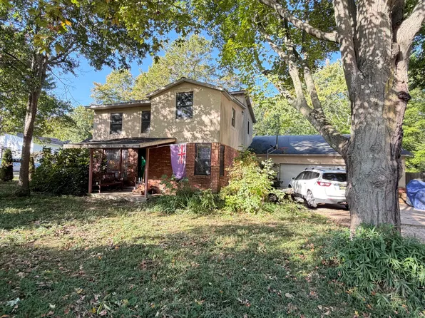 360 N Maple St, Saugatuck, MI 49453