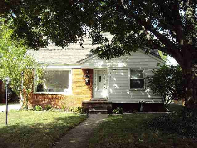 1st image of 23271 Norwood St