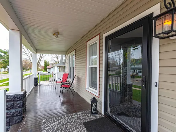 549 West Main Street, Reedsburg, WI 53959