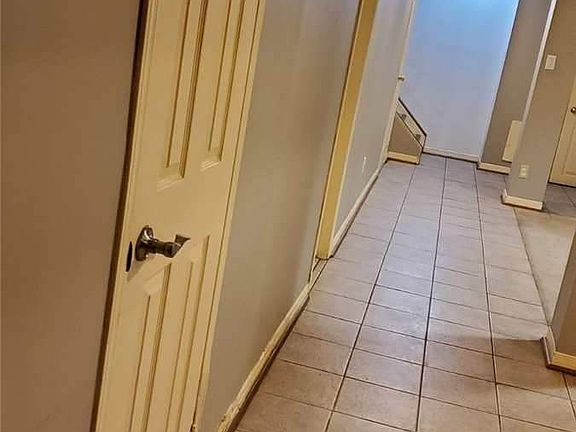 4th image of 128 Jordan Dr