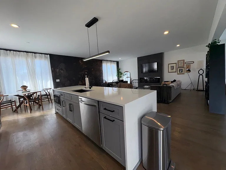 616 Stockell St #B — Photo 17