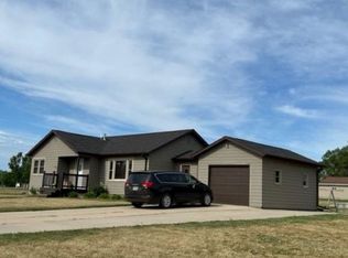 309 Pine St, Springfield, SD 57062
