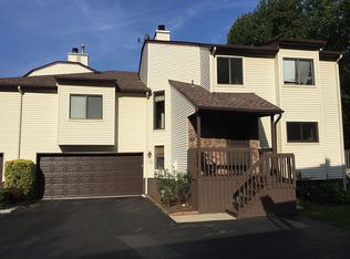 19 Kennedy Ct, Middletown, NJ 07748