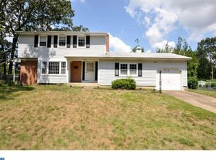 11 Ridgewood Ave, Delran, NJ 08075