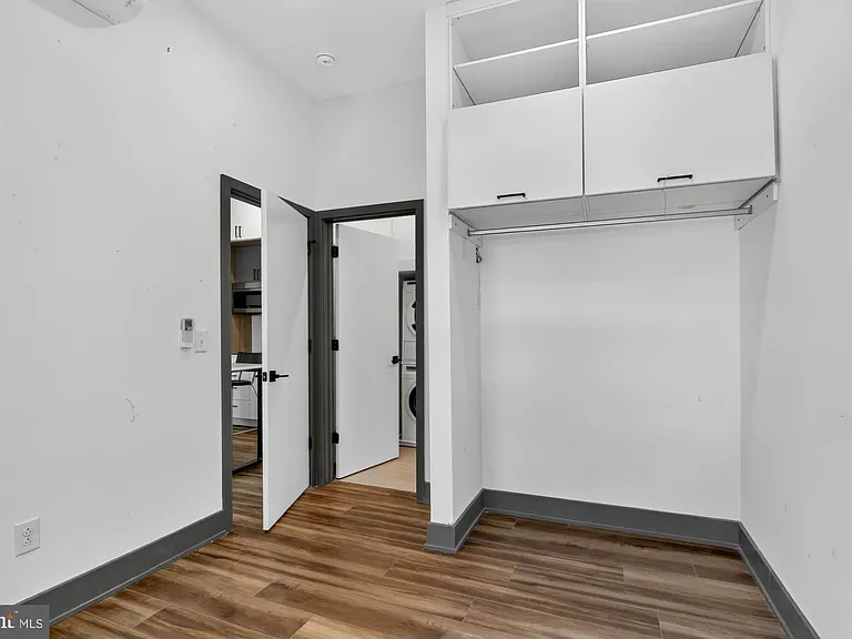 1935 E Hazzard St #303 — Photo 15
