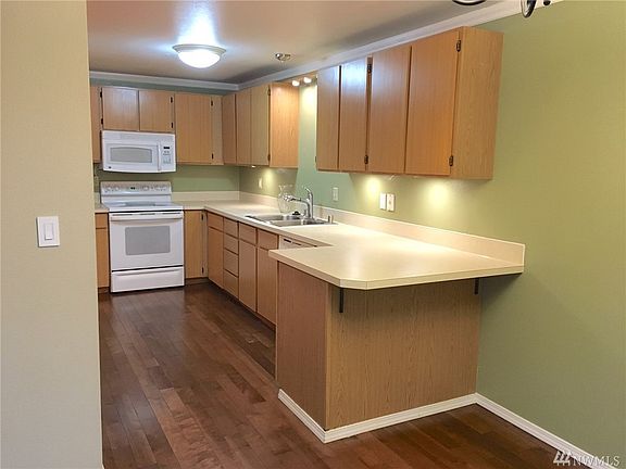 2nd image of 21225 76th Ave W #A-6