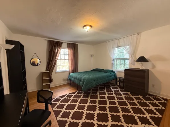 5406 Shoemaker Farm Ln, Chevy Chase, MD 20815
