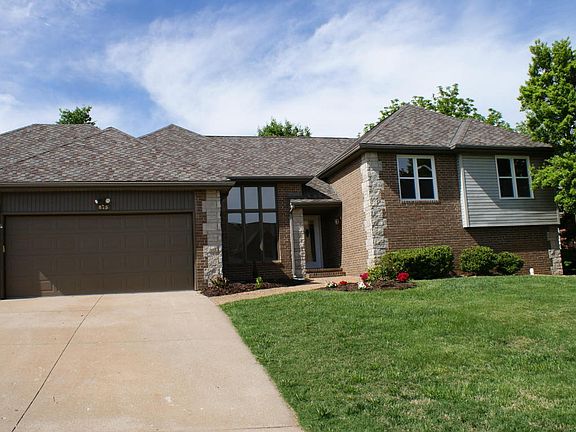 2nd image of 875 W Sherwood Dr