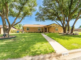 1407 Cypress St, Breckenridge, TX 76424