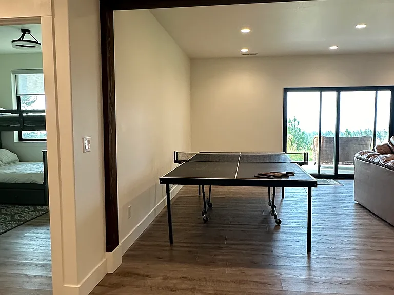 65 Kamloop Ct — Photo 13