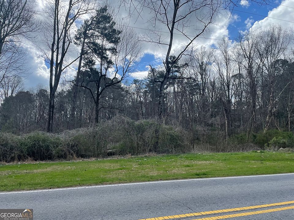 2nd image of 6542 Walker Rd