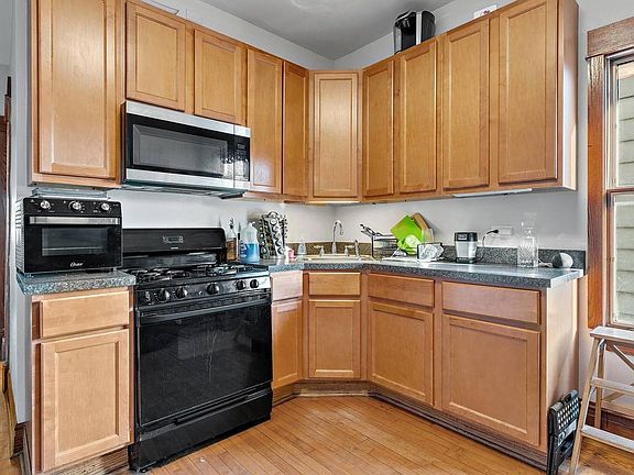 2nd image of 2628 N Lawndale Ave #2