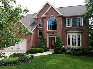 107 Southridge Dr, Cranberry Township, PA 16066
