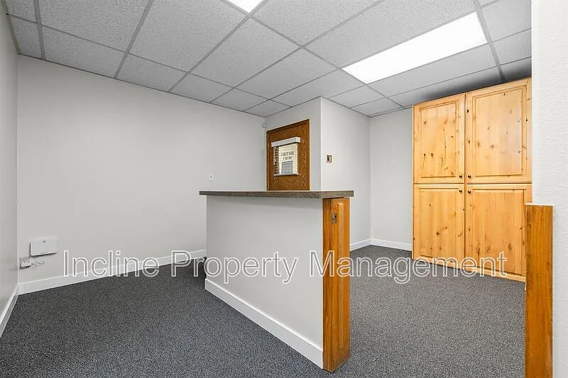 Studio, 1.0 bath, 1000 sqft, $1,500 — Photo 3