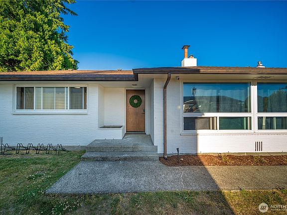 4th image of 1636 S 260th Street