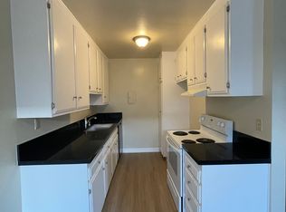18420 Vincennes St APT 223, Northridge, CA 91325