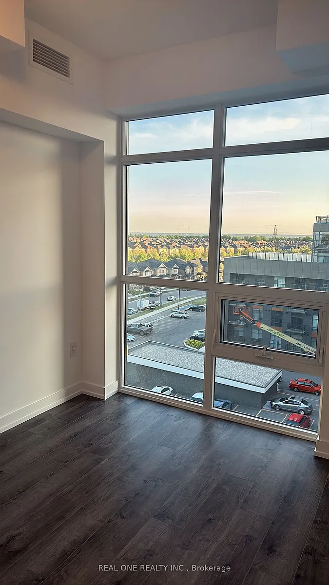 Photo 2 of 22 - 470 Dundas St E #614 - Hamilton, ON Building Photo - 470 Dundas St E #614