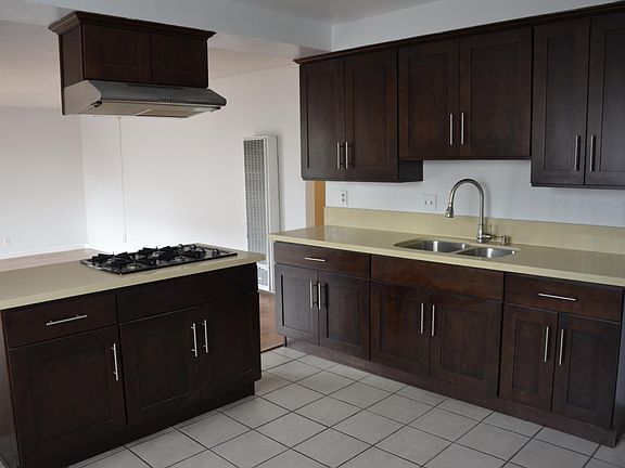 5th image of 1635 Rockwood St APT 1
