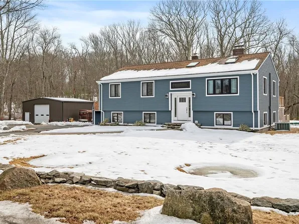 396 Chestnut Hill Rd, Glocester, RI 02814