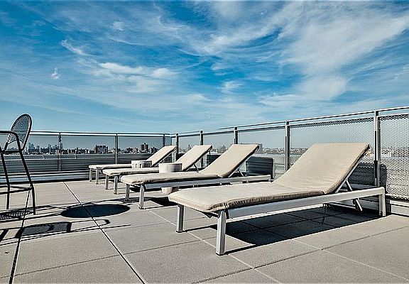 3rd image of 1247 Atlantic Ave APT 804