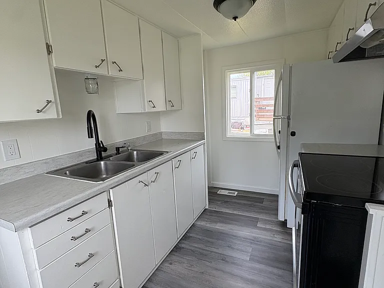 2997 N Heller Rd #5 — Photo 5