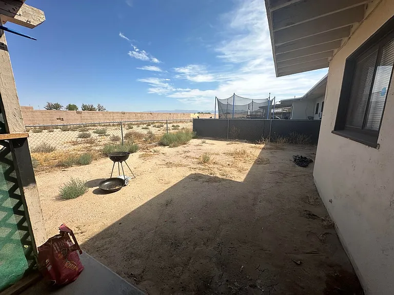 509 Sahara Dr — Photo 14