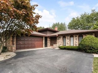 18772 Sherman St, Lansing, IL 60438