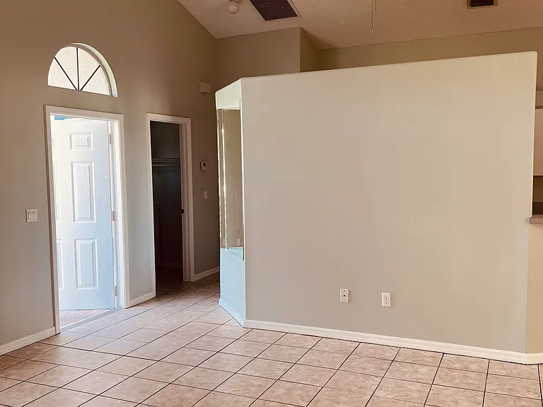 962 SW Kappa Ave — Photo 6