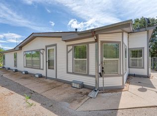 994 Mountain Valley Rd, Edgewood, NM 87015