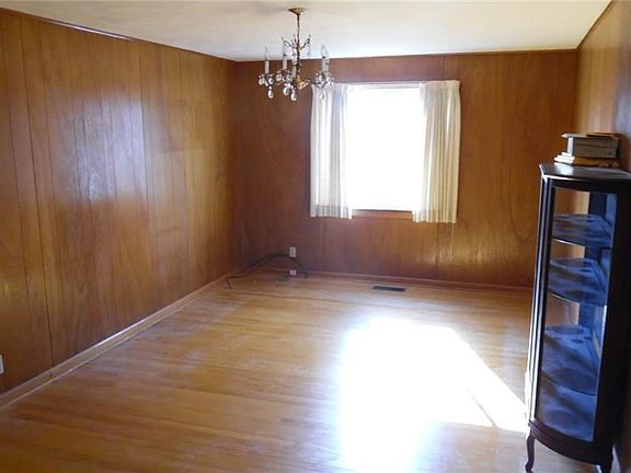 5th image of 817 Campbell Dr