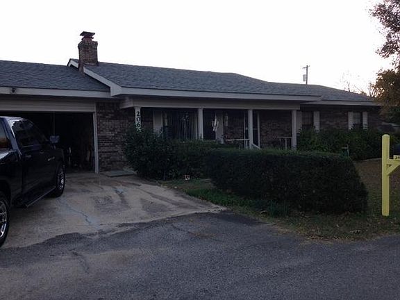 3rd image of 206 Lakeview Dr
