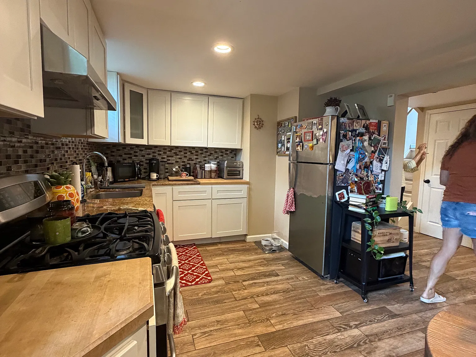 1 bed, 915 sqft, $2,400 — Photo 4