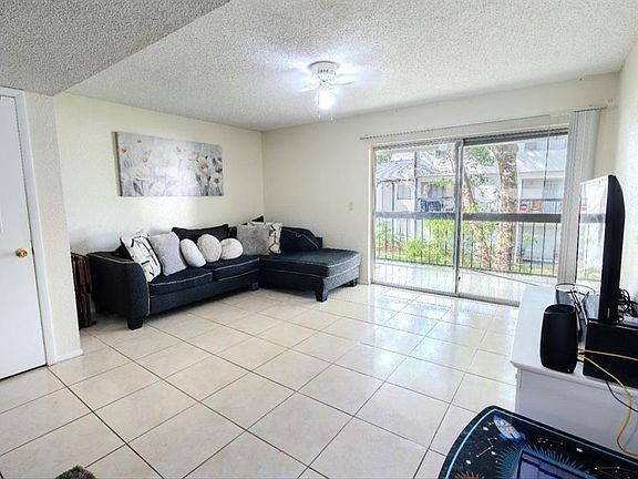 3rd image of 4267 S Semoran Blvd APT 11