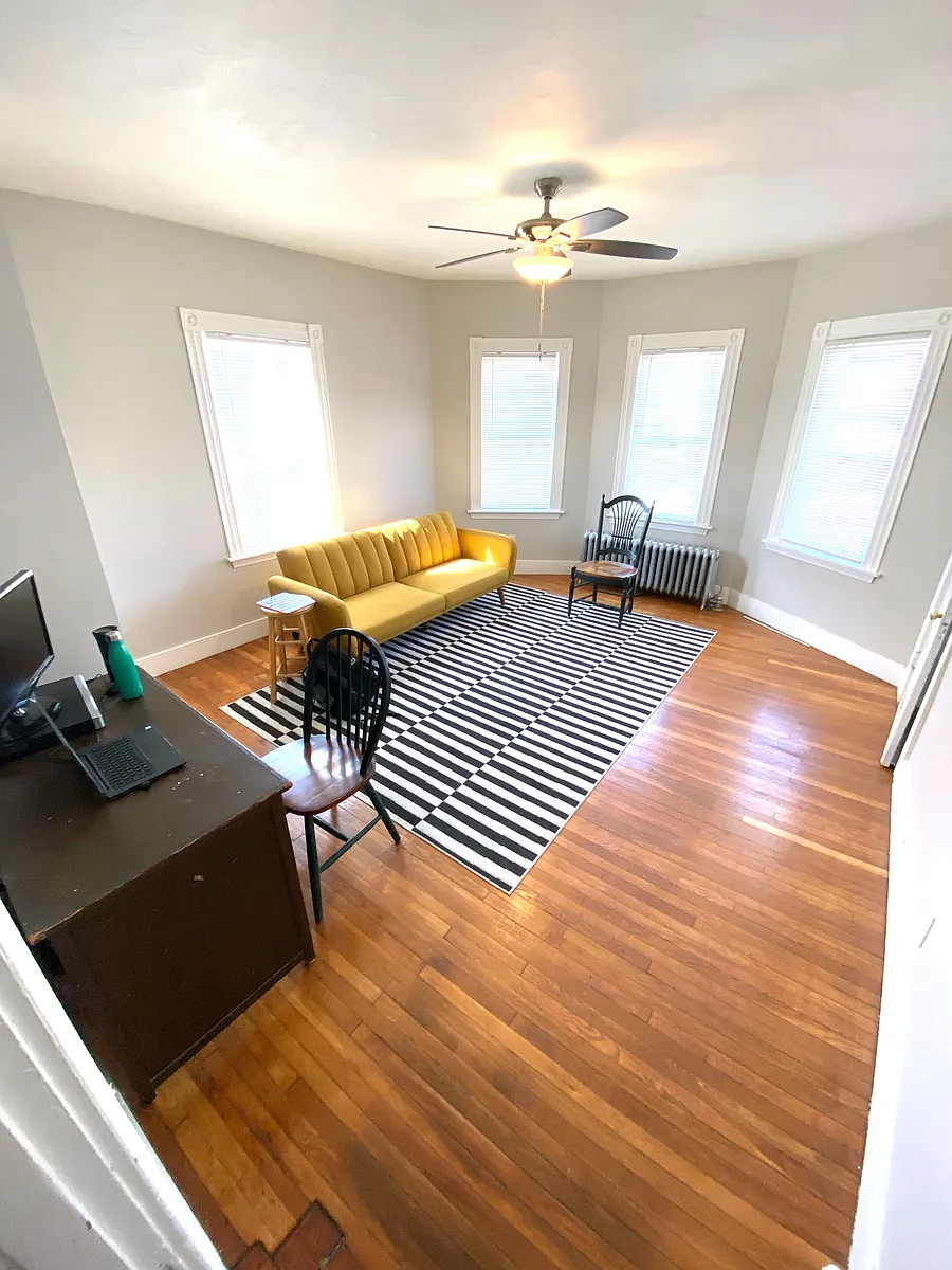 Building Photo - 110 Ellery St #1