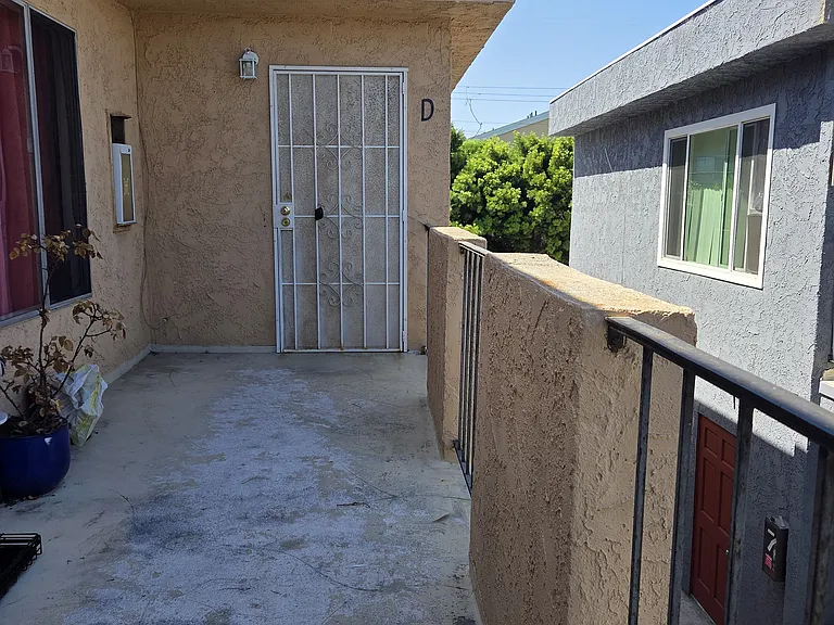 2210 Nelson Ave #D — Photo 9