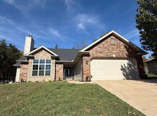 340 Sherry Ln, Branson, MO 65616