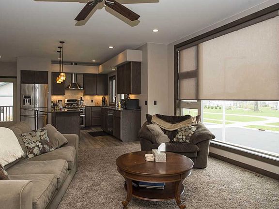 4th image of 35 Wood Haven Way
