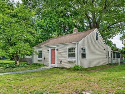 57 Park Dr, Riverside, RI, 02915