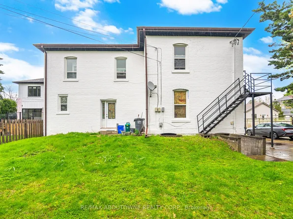 486 Holtby Ave, Burlington, ON