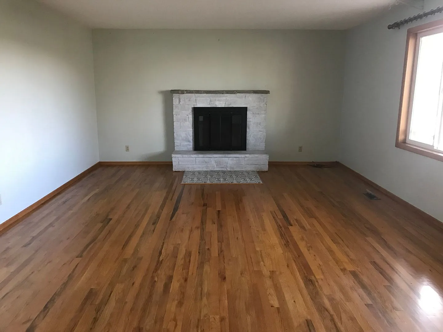Home On Allen Street — Photo 2