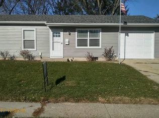 222 McKool Ave, Romeoville, IL 60446