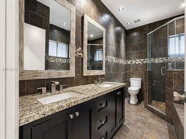 16247 SW 92nd Ter #A — Photo 7
